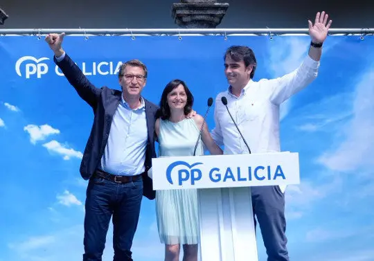 feixoo con raquel rodriguez e diago calvo
