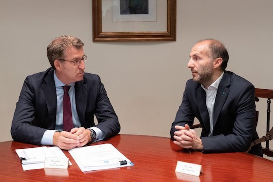 Feixoo e Jácome na xuntanza na sede da Xunta en Ourense