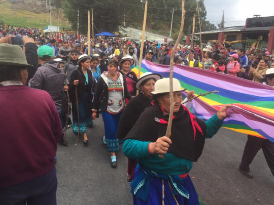 [Imaxe: CONAIE] Uns 20 mil indíxenas chegaron nas últimas horas a Quito.