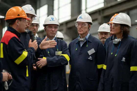O presidente da Xunta, Alberto N&uacute;&ntilde;ez Feij&oacute;o, visitou a planta de Alcoa San Cibra onde estivo acompa&ntilde;ado pola ministra de Industria, Comercio e Turismo, Reyes Maroto. Alcoa San Cibrao, San Cibrao (Lugo), 8 de outubro de 2019
