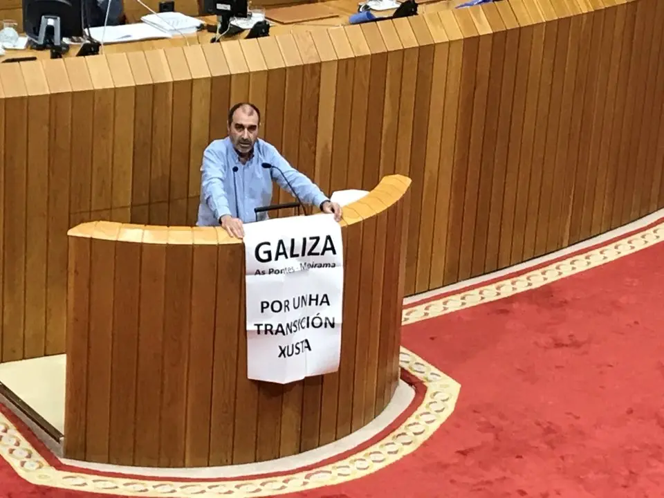 O respons&aacute;bel de CIG-Industria Fernando Branco durante a s&uacute;a intervenci&oacute;n no pleno [Imaxe: CIG]