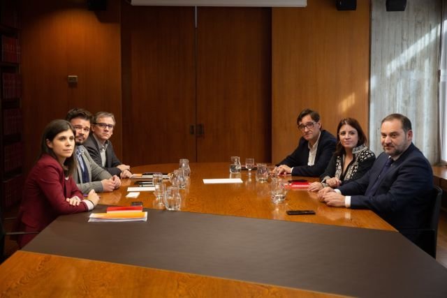 Reunión entre PSOE e ERC (EP)