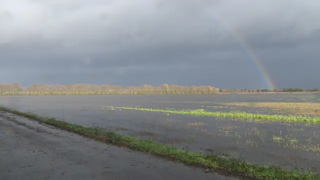 A paisaxe da Limia, tras as chuvias, recuperou durante uns instantes a s&uacute;a lagoa (Imaxe: CRTVG)