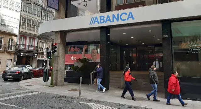 Sucursal de Abanca na Coru&ntilde;a. (Xo&aacute;n Roberes)