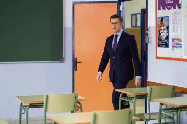 Alberto N&uacute;&ntilde;ez Feixoo no instituto ourens&aacute;n Blanco Amor (Xunta)