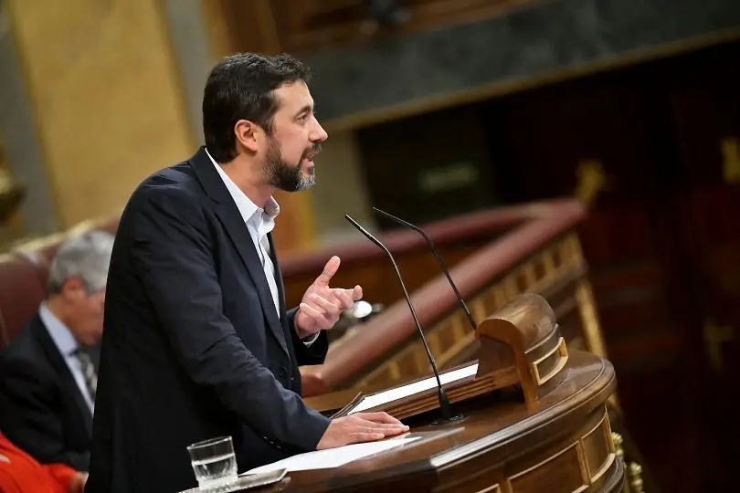 O deputado Ant&oacute;n G&oacute;mez-Reino na s&uacute;a intervenci&oacute;n no Congreso (Galicia en Com&uacute;n)
