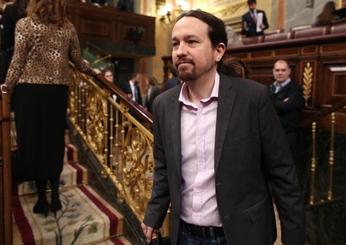 O líder de Podemos, Pablo Iglesias, no Pleno de investidura no Congreso (Europa Press)