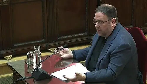 O ex vicepresidente da Generalitat e l&iacute;der de ERC, Oriol Junqueras, declarando no xulgado (Europa Press)
