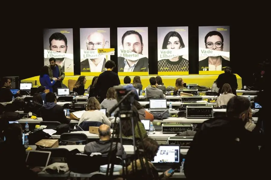 Imaxes de presas e presos pola causa do proc&eacute;s (Imaxe Eruopa Press)