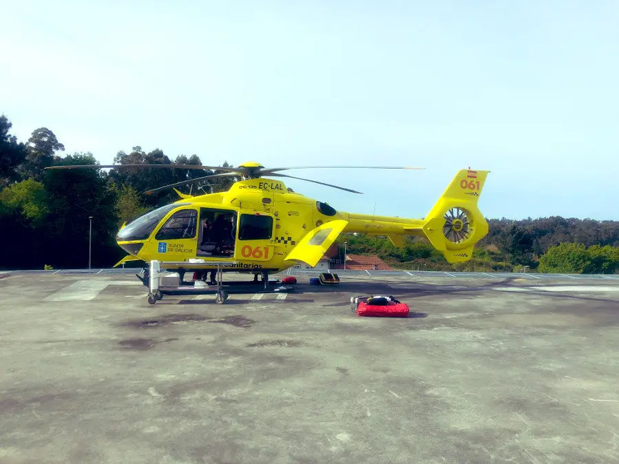 Helic&oacute;ptero do 061 (Foto: Sergas).