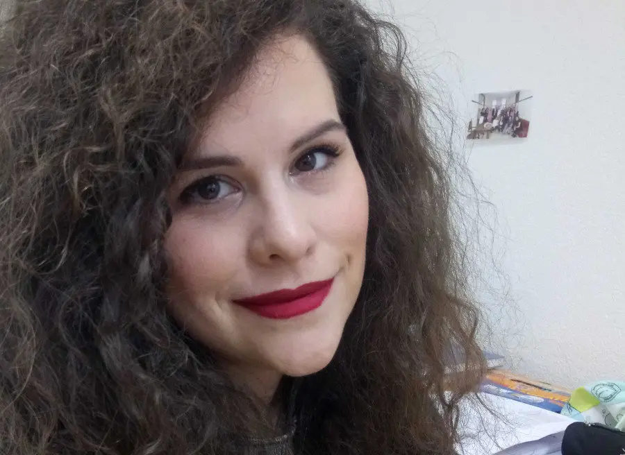 Retrato de Leticia L&oacute;pez-Castro, investigadora do grupo Esculca da USC