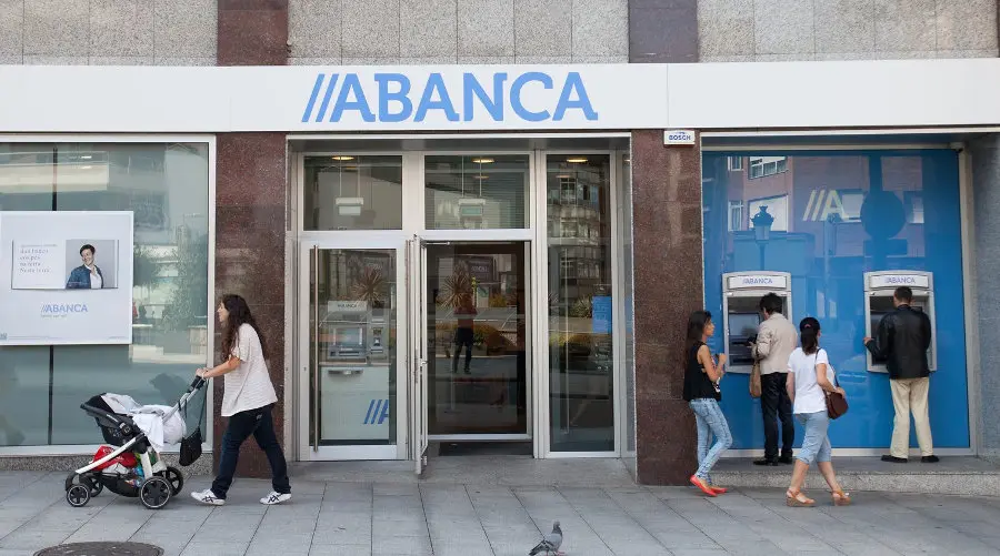 Oficina de Abanca en Vigo (Abanca).