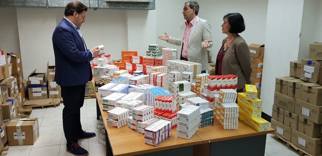 O secretario xeral da Emigración supervisou a campaña de entrega de medicamentos en Venezuela