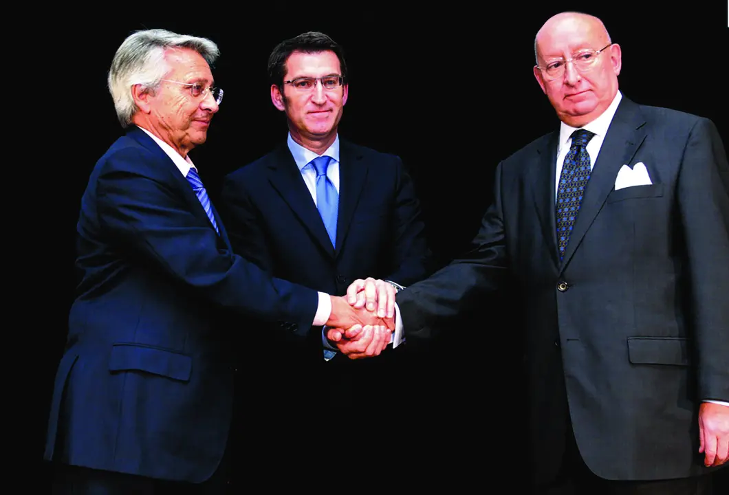 O titular da Xunta, Alberto N&uacute;&ntilde;ez Feij&oacute;o, acompa&ntilde;ado de varios membros do Goberno galego, presidir&aacute; o acto de sinatura da Escritura de Constituci&oacute;n da Nova Caixa Galega. 