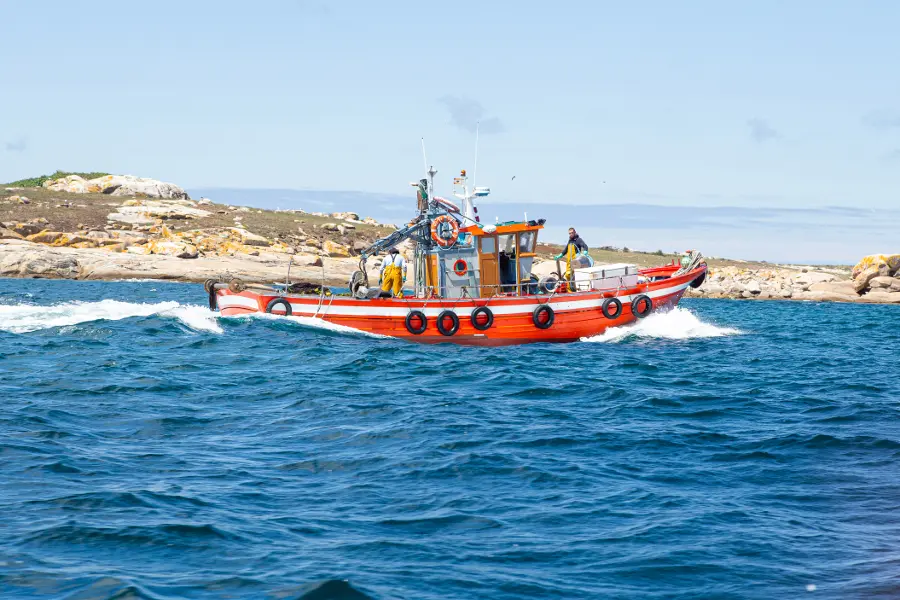 barco mar mari&ntilde;eiro pesca (Arxina)