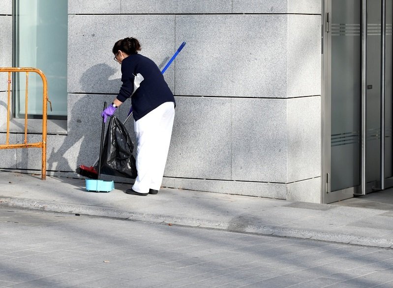 EuropaPress_2728597_limpiadora traballadoras do fogar