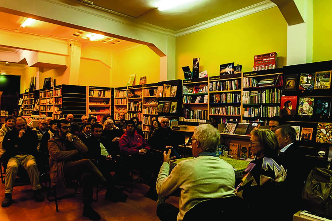 Presentación dun libro
na asociación cultural Medulio (Ferrol).
