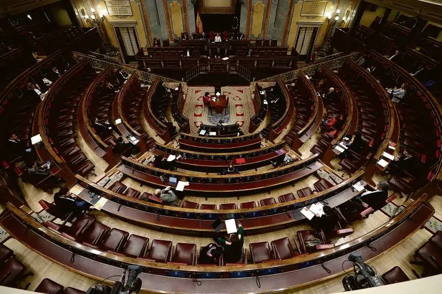 O Congreso, na s&uacute;a sesi&oacute;n do 22 de abril, debatendo o presente estado de alarma. 