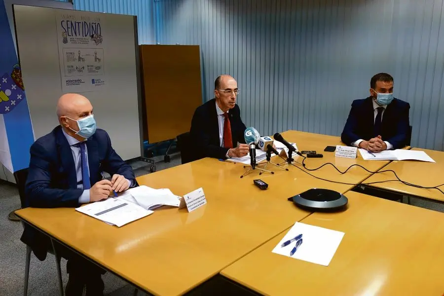Xes&uacute;s V&aacute;zquez Almu&iacute;&ntilde;a en rolda de prensa (Imaxe: Xunta da Galiza).
