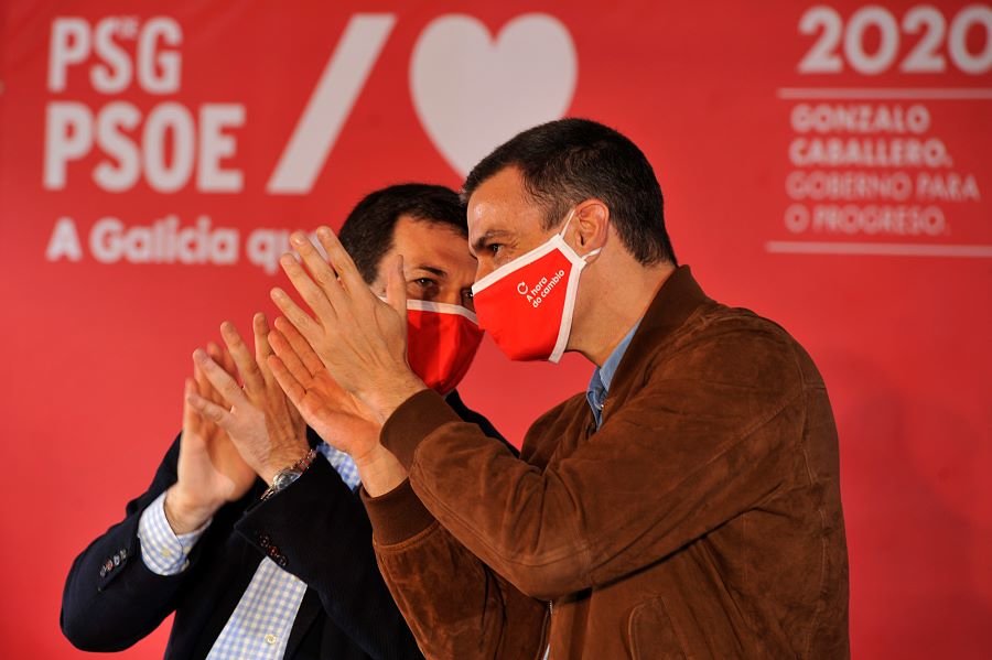Gonzalo Caballero e Pedro Sánchez nun mitin do primeiro en Ourense ante as eleccións do 12 de xullo de 2020 (Imaxe: Rosa Veiga/Europa Press)