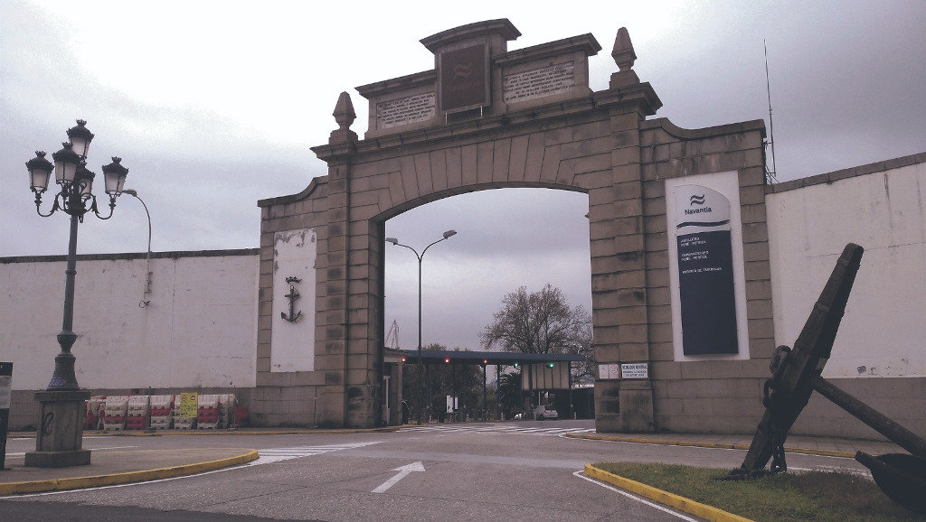 Entrada principal do estaleiro de Navantia en Ferrol