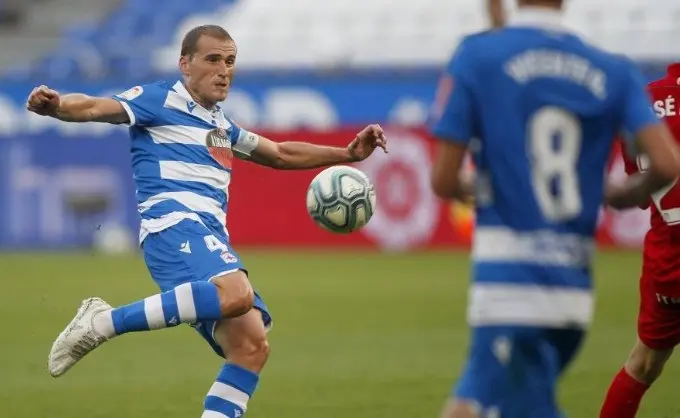 &Aacute;lex Berganti&ntilde;os durante o encontro co Fuenlabrada (Imaxe: La Liga).