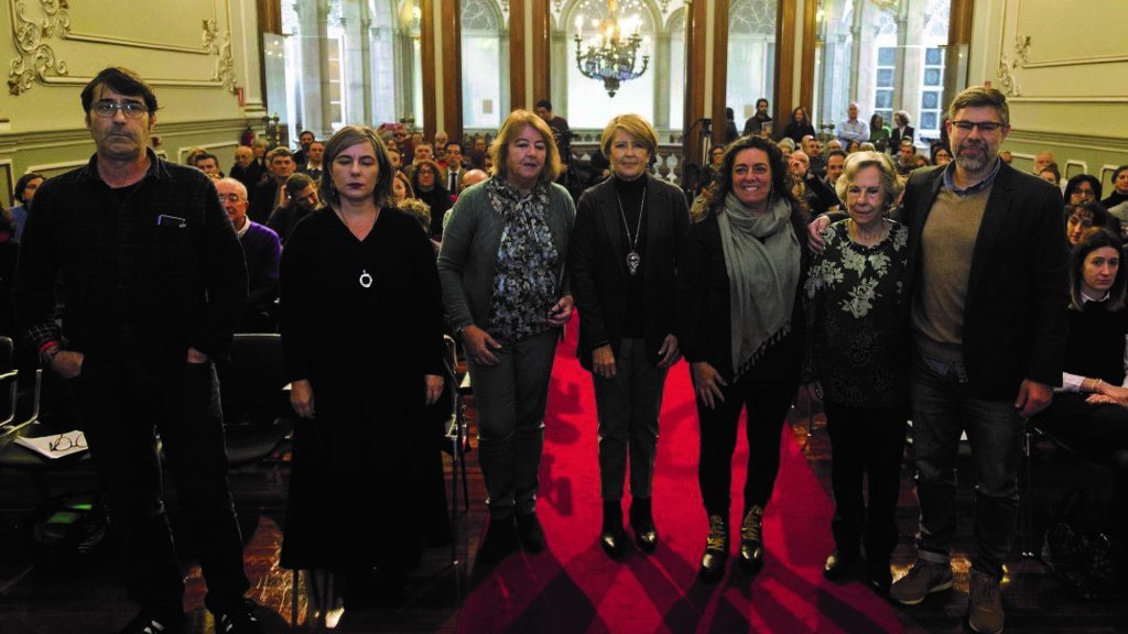 A deputada María Ortega apoiou as familias Bóveda, Caamaño e Paz na súa adhesión á querela arxentina en novembro de 2019.