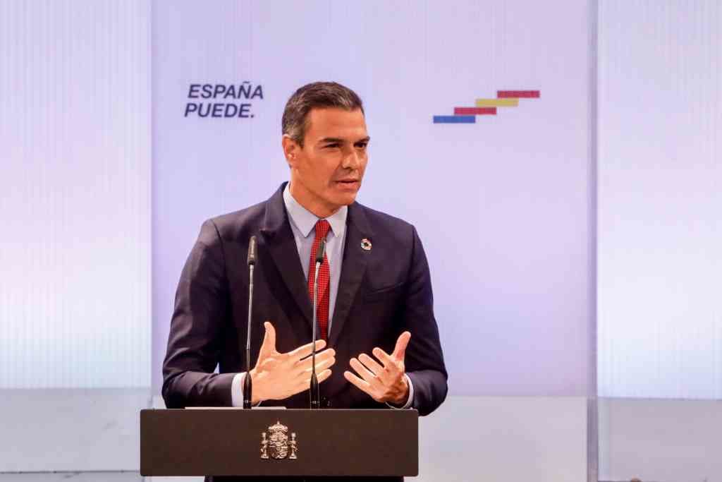 O presidente do Executivo na conferencia &#39;España pode&#39; con empresariado e axentes sociais (Imaxe: R. Rubio Pool / Europa Press)