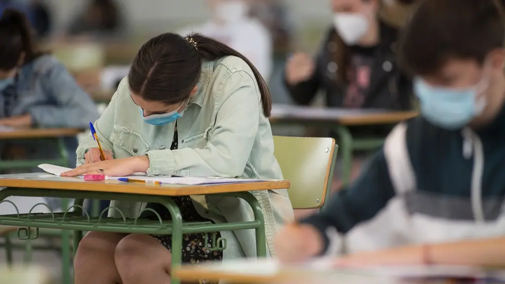 Estudantes nunha aula da Mari&ntilde;a (Foto: EP).