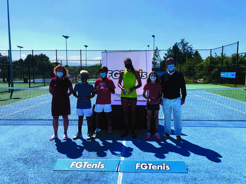 Entrega de premios do Campionato Galego, disputado en xullo. (Foto: FG Tenis).