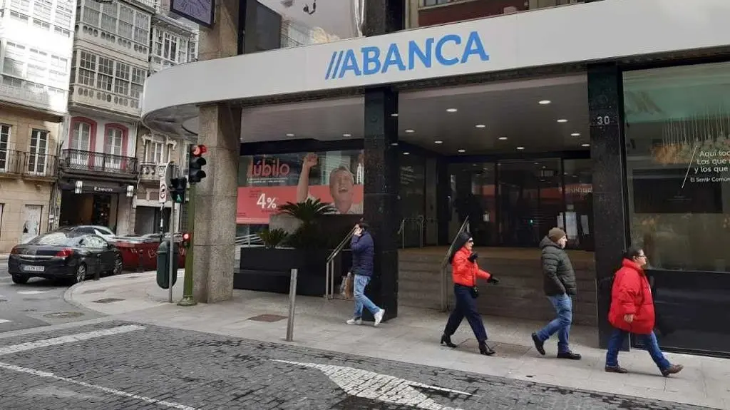 Oficina de Abanca (Xo&aacute;n Roberes)