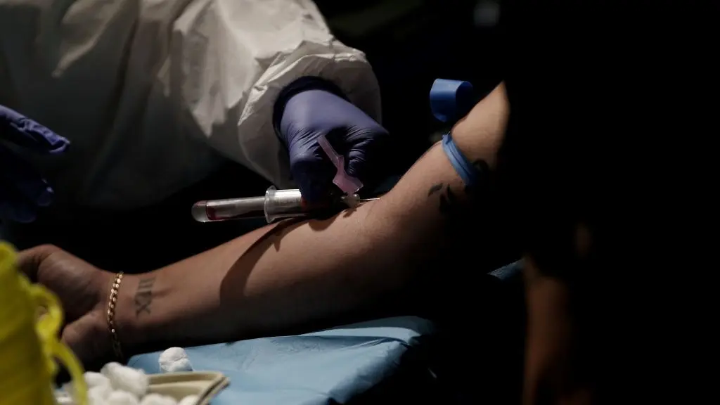 Persoa a doar sangue. (Foto: Europa Press).