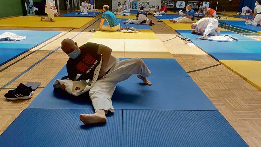 Curso de titulación de judo 2020 realizado pola Federación galega deste deporte no que xa empregaban máscaras (Federación Galega de Judo)