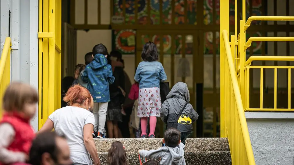 Alumnado de Infantil e Primaria no inicio de curso (I&ntilde;aki Berasaluce / Europa Press).