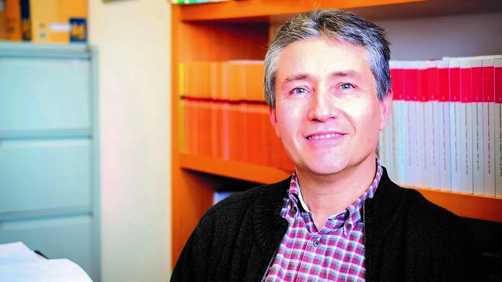 Ricardo Cao preside o comit&eacute; Acci&oacute;n Matem&aacute;tica contra o Coronavirus.