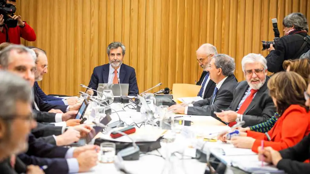 O conservador Carlos Lesmes, presidindo o pleno do CXPX (Foto:  Beatriz Ciscar / Europa Press)