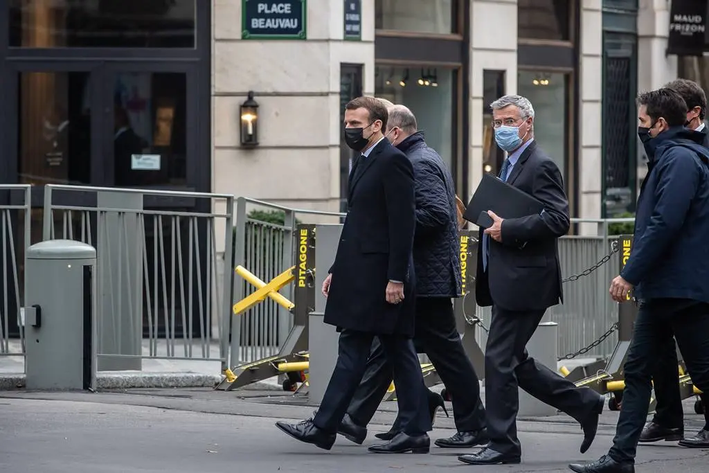 EuropaPress_3402843_emmanuel_macron_visita_niza_ataque_iglesia