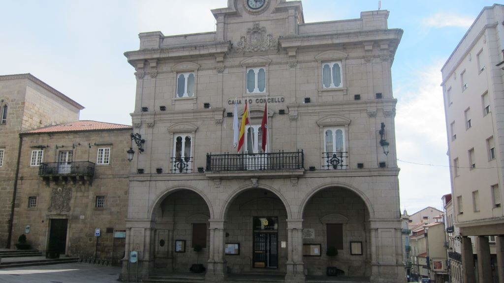 Imaxe de arquivo da fachada do Concello de Ourense. Europa Press