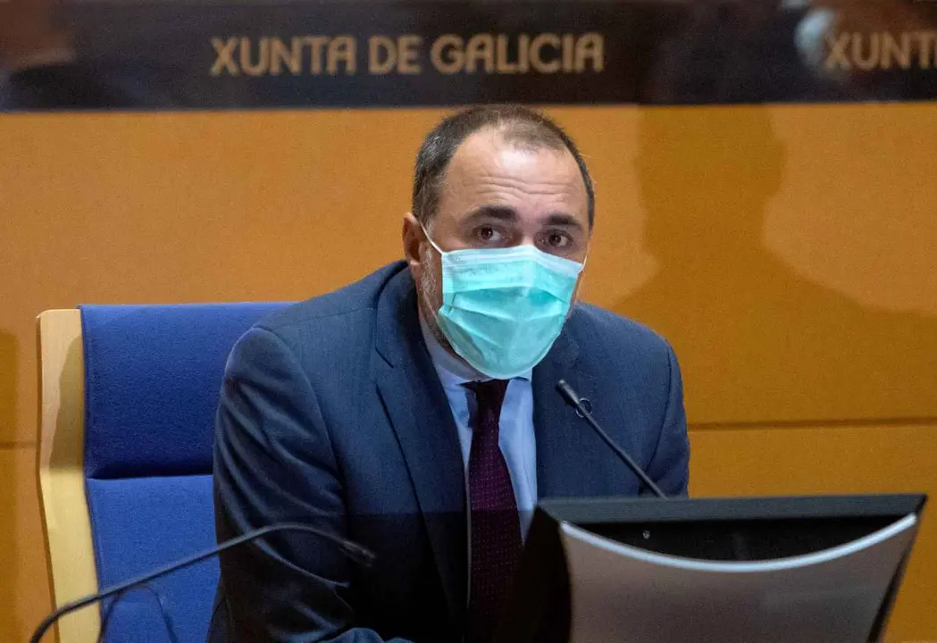 Julio Garc&iacute;a Comesa&ntilde;a, conselleiro de Sanidade (Imaxe: Europa Press).