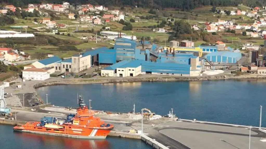 Vista da factor&iacute;a de Xeal en Cee. (Foto: N&oacute;s Diario)