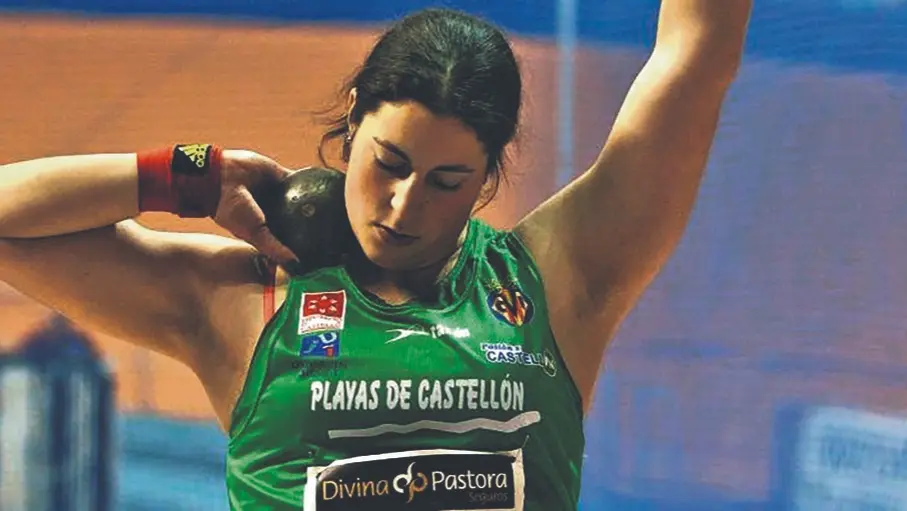 A lanzadora galega defende as cores do Playas de Castell&oacute;n. (Foto: Fegapi).