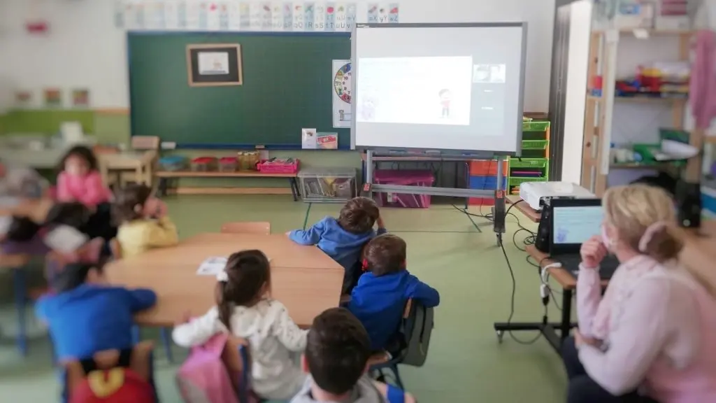 Un grupo de crianzas nunha aula de educaci&oacute;n infantil. (Foto: Europa Press)