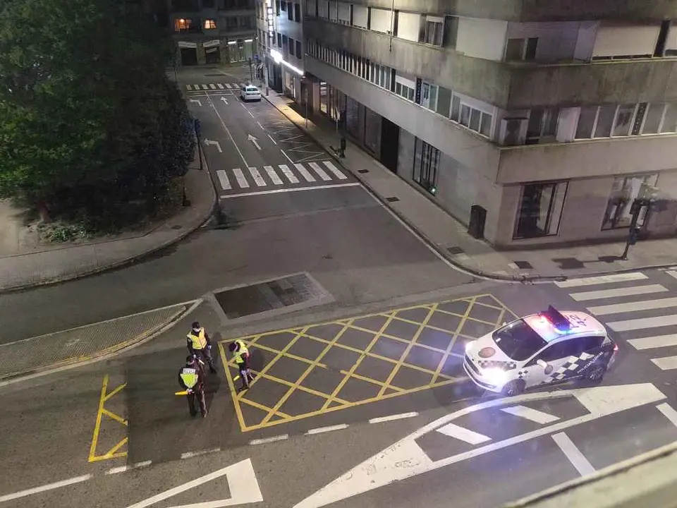 Control de mobilidade en Compostela durante o confinamento. (Europa Press)