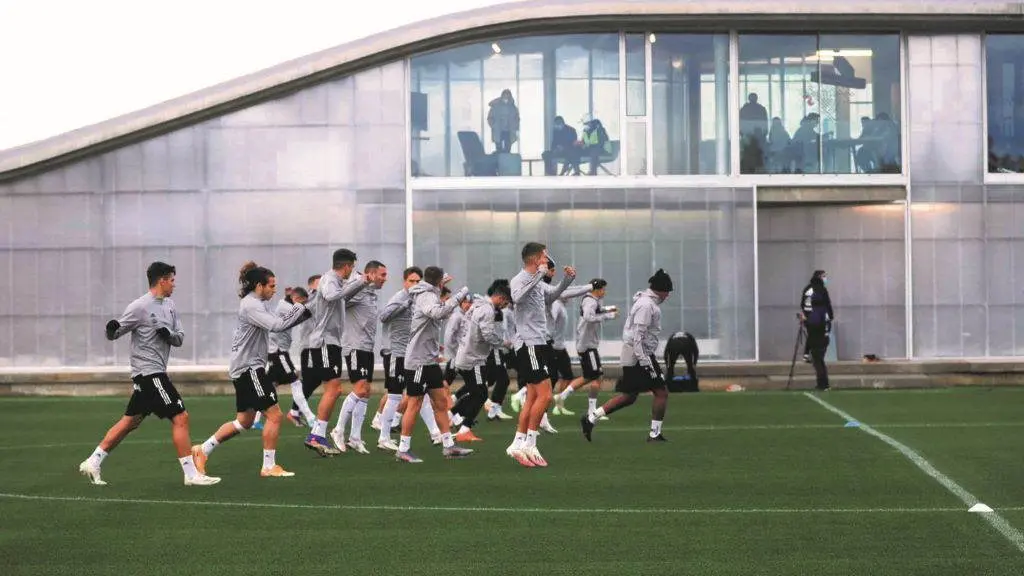 A escuadra celeste adestrouse xa nas novas instalaci&oacute;ns da Cidade Deportiva Afouteza, en Mos. (Foto: RC Celta).