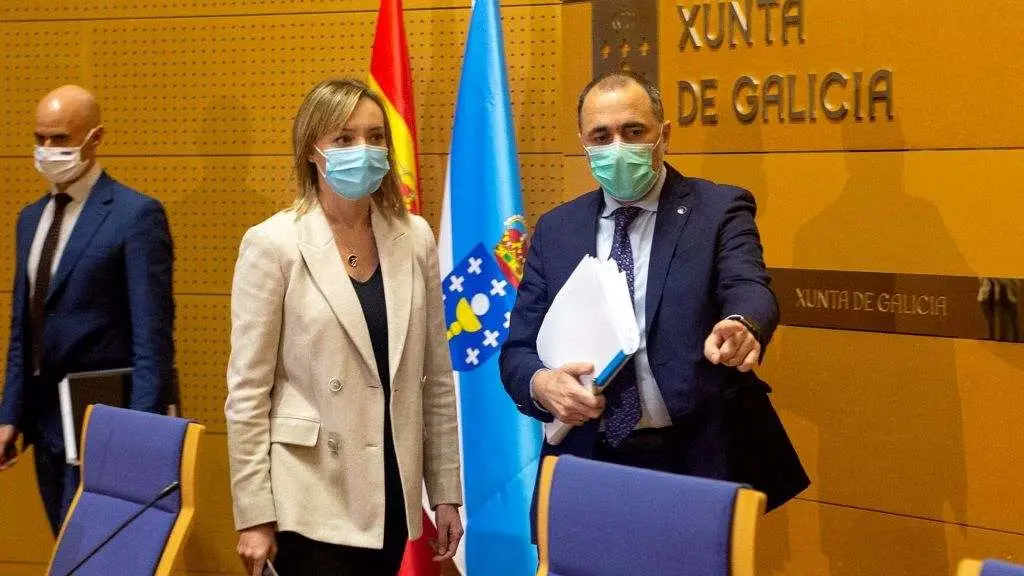 Os conselleiros de Pol&iacute;tica Social e Sanidade en rolda de prensa. (Foto: Europa Press)