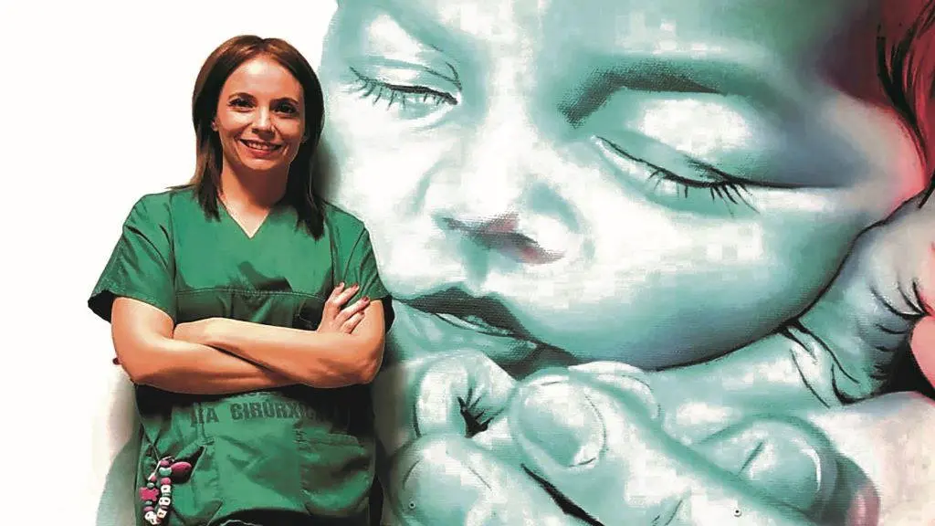 Matronas de Ver&iacute;n -Bel&eacute;n V&aacute;zquez, na imaxe- ofrecen formaci&oacute;n en li&ntilde;a desde marzo. (Foto: N&oacute;s Diario)