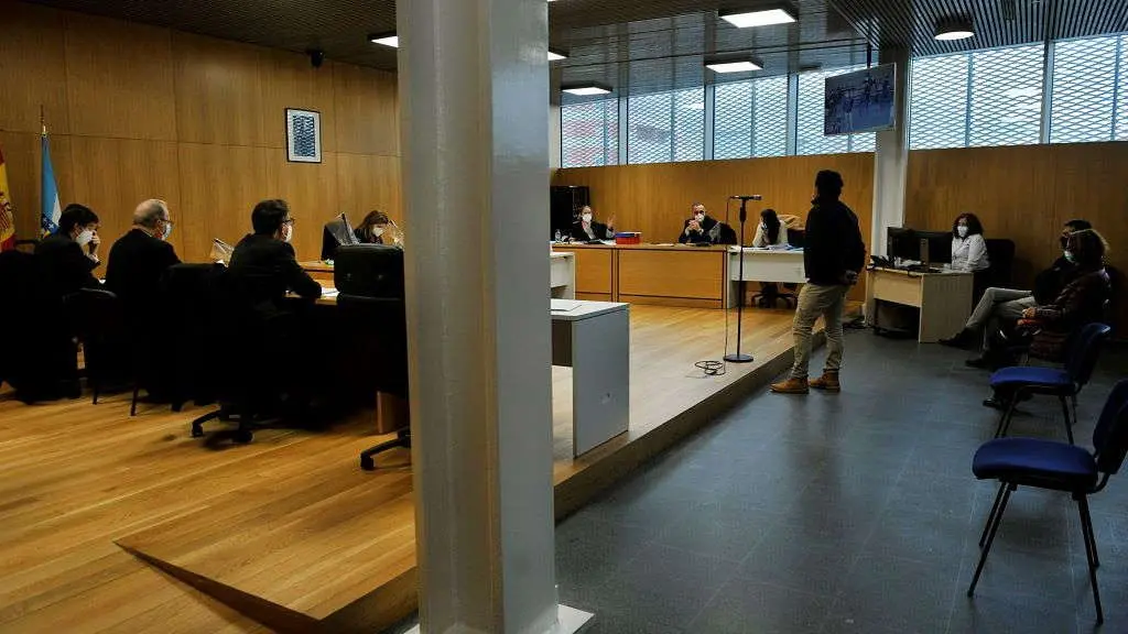 Un momento da sesi&oacute;n de hoxe. (Foto: Rosa Veiga / Europa Press)