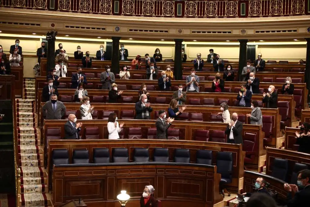 O Congreso votou a lei que regula a eutanasia, que se dirixe ao Senado para facerse realidade (Imaxe: E. Parra / Europa Press)