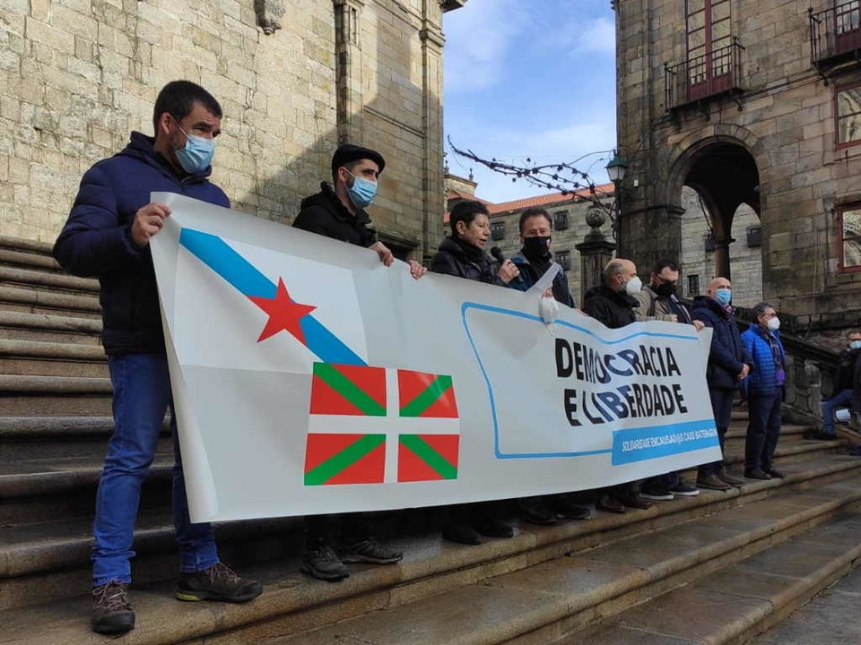 Concentración en Compostela en solidariedade con Otegui e o resto de persoas encausadas. (Foto: BNG)