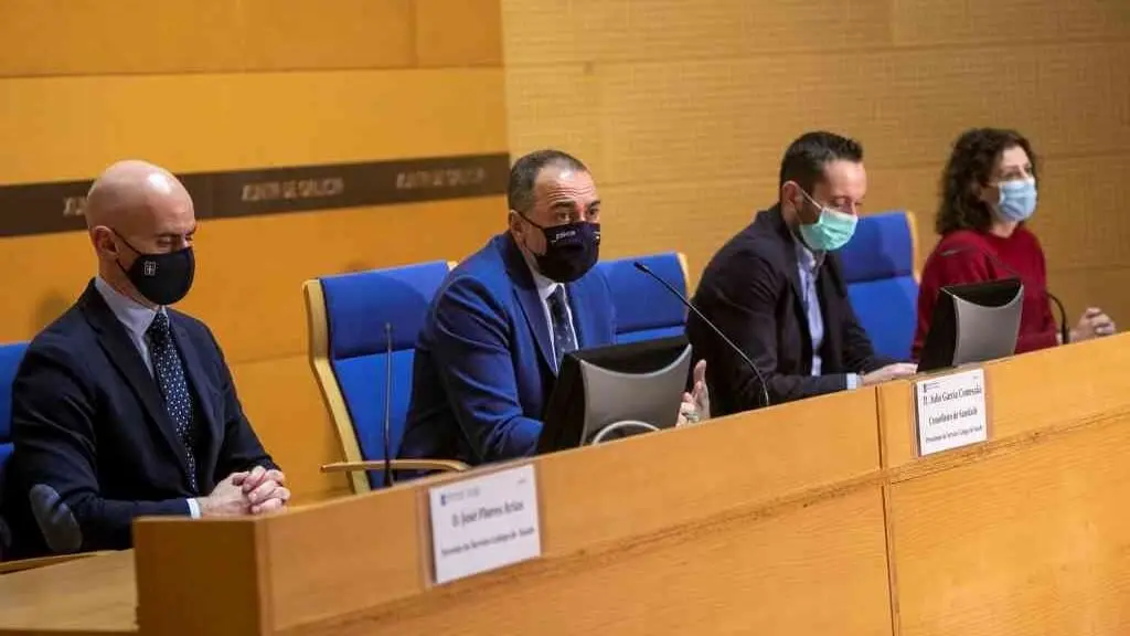 Rolda de prensa do comit&eacute; cl&iacute;nico o pasado 22 de decembro (Foto: Xunta).